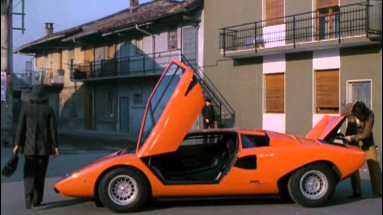 Countach LP400 in: 'Che dottoressa ragazzi!' (1976)