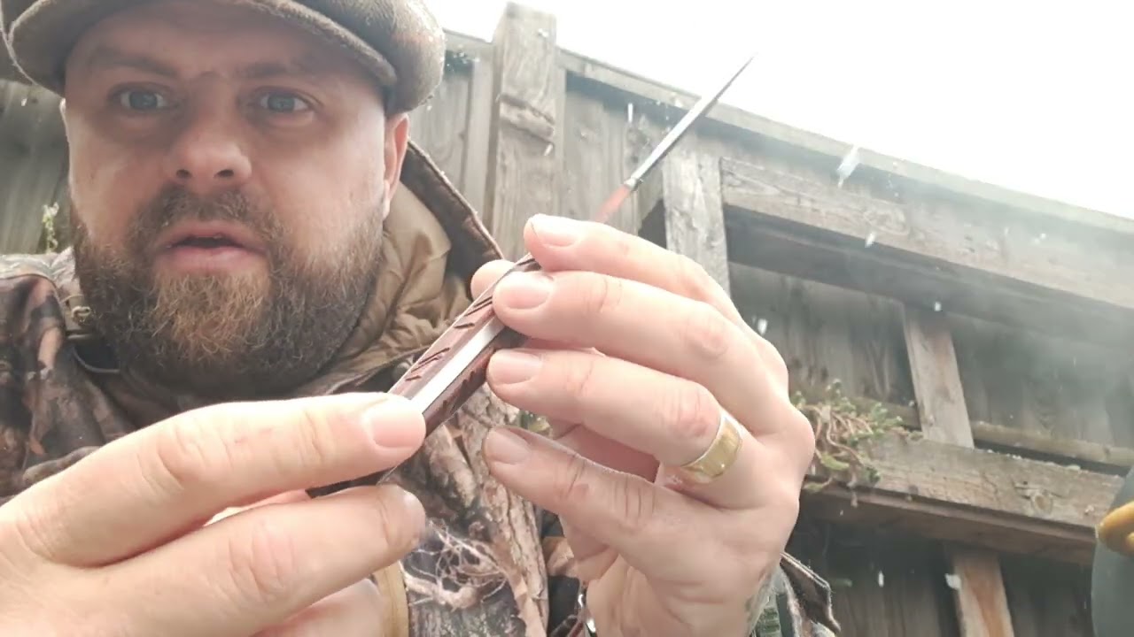 Buck 537 skinner 