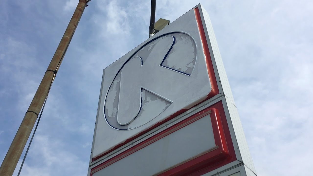 WHITE OUT at the ABANDONED CIRCLE K !!