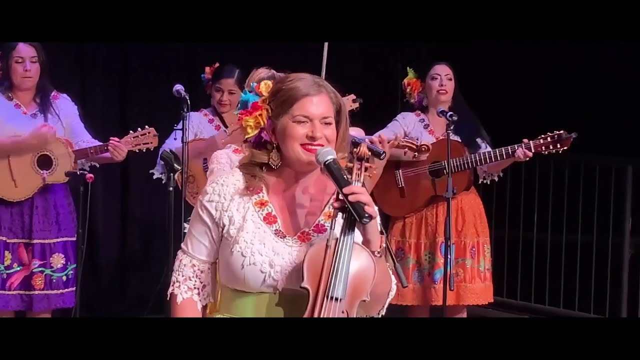 Mariachi Fest: Las Colibrí - Popurri "Linda Ronstadt"
