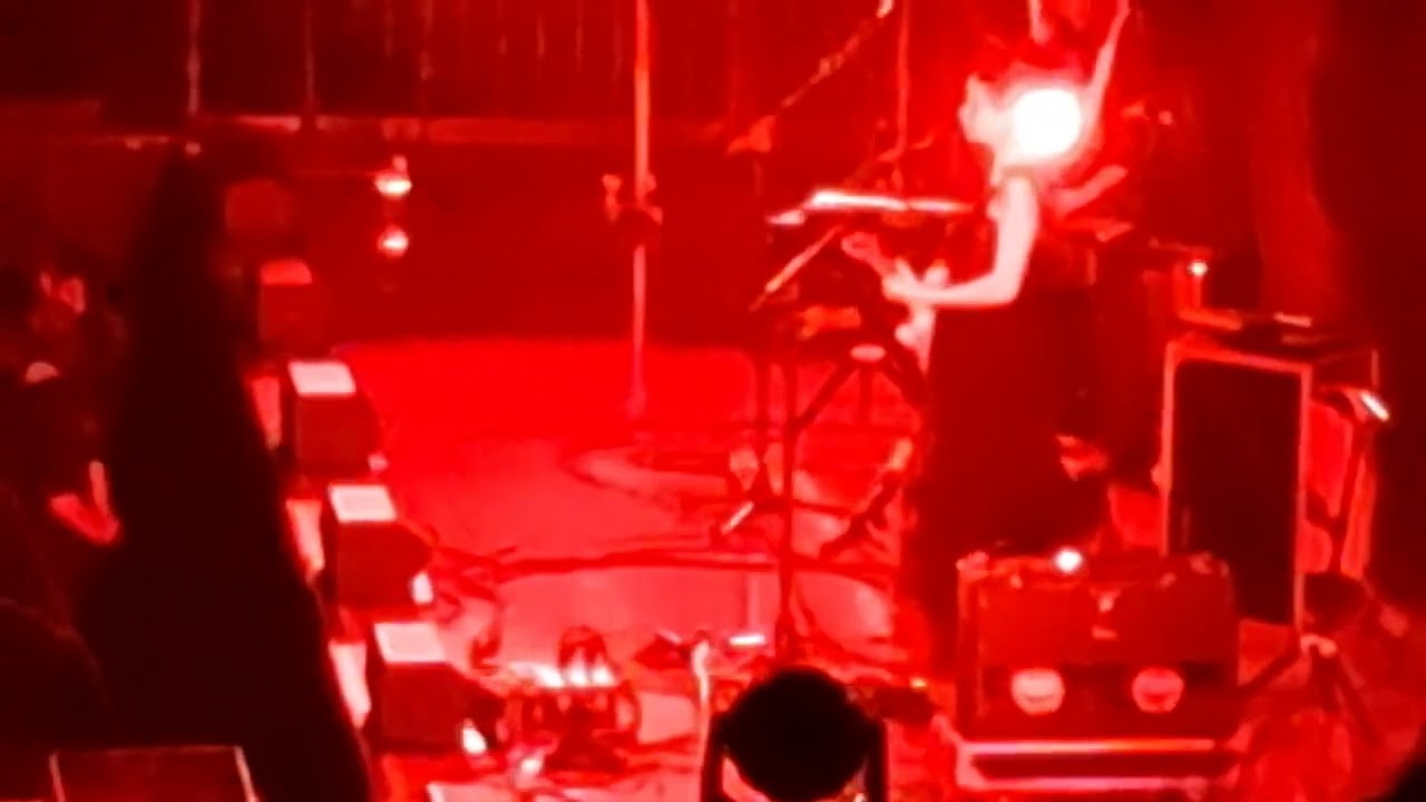 Pomme - Anxiété (live, 2025.05.01, Ziggo Dome, Amsterdam)