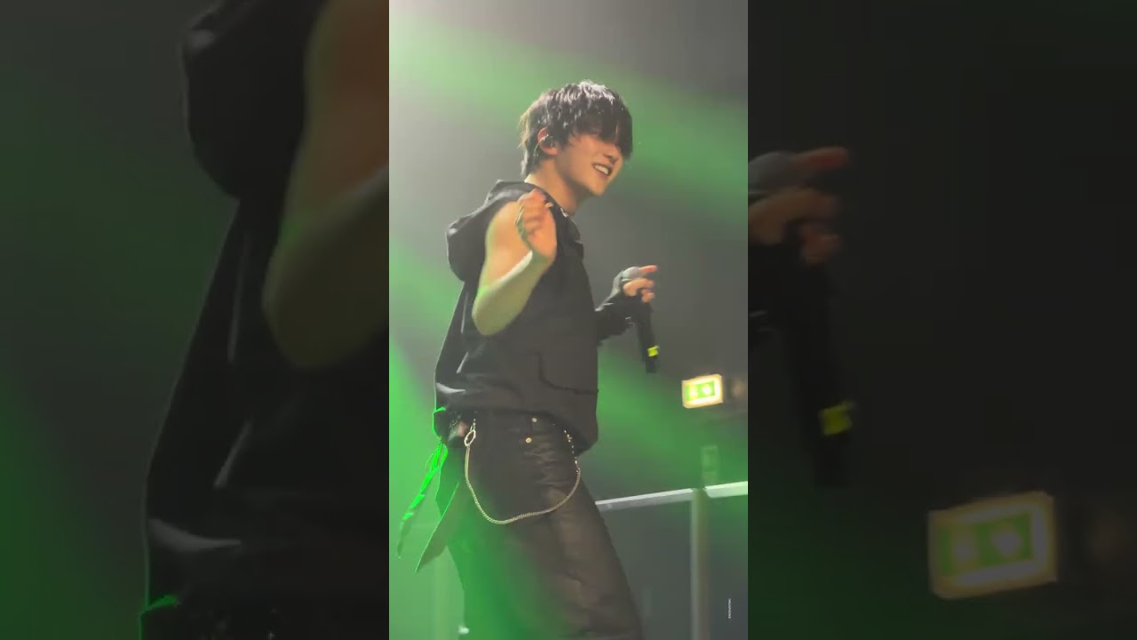 [4K 직캠] 260224 OMEGA X YECHAN 오메가엑스 예찬 ‘PLAY DUMB’ | OMEGA X EUROPE TOUR [RE:CONNECT] in MILAN