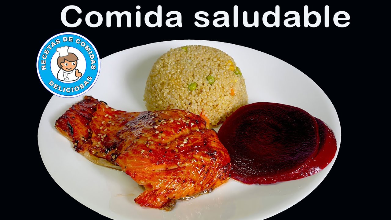 Filete de salmón con quinoa y remolacha. Comida Saludable.