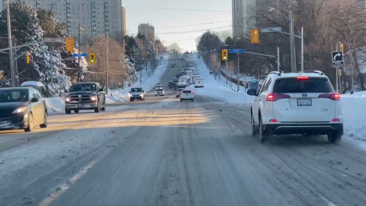 TTC BUSES got STUCK IN SNOW (Toronto Transit Commission)