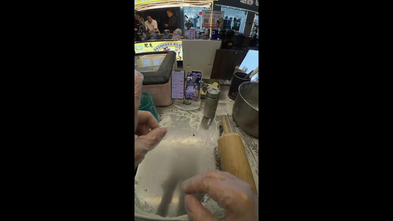 Sweetie's Basque/Durian Cake Street Food 🔴Live stream🔴