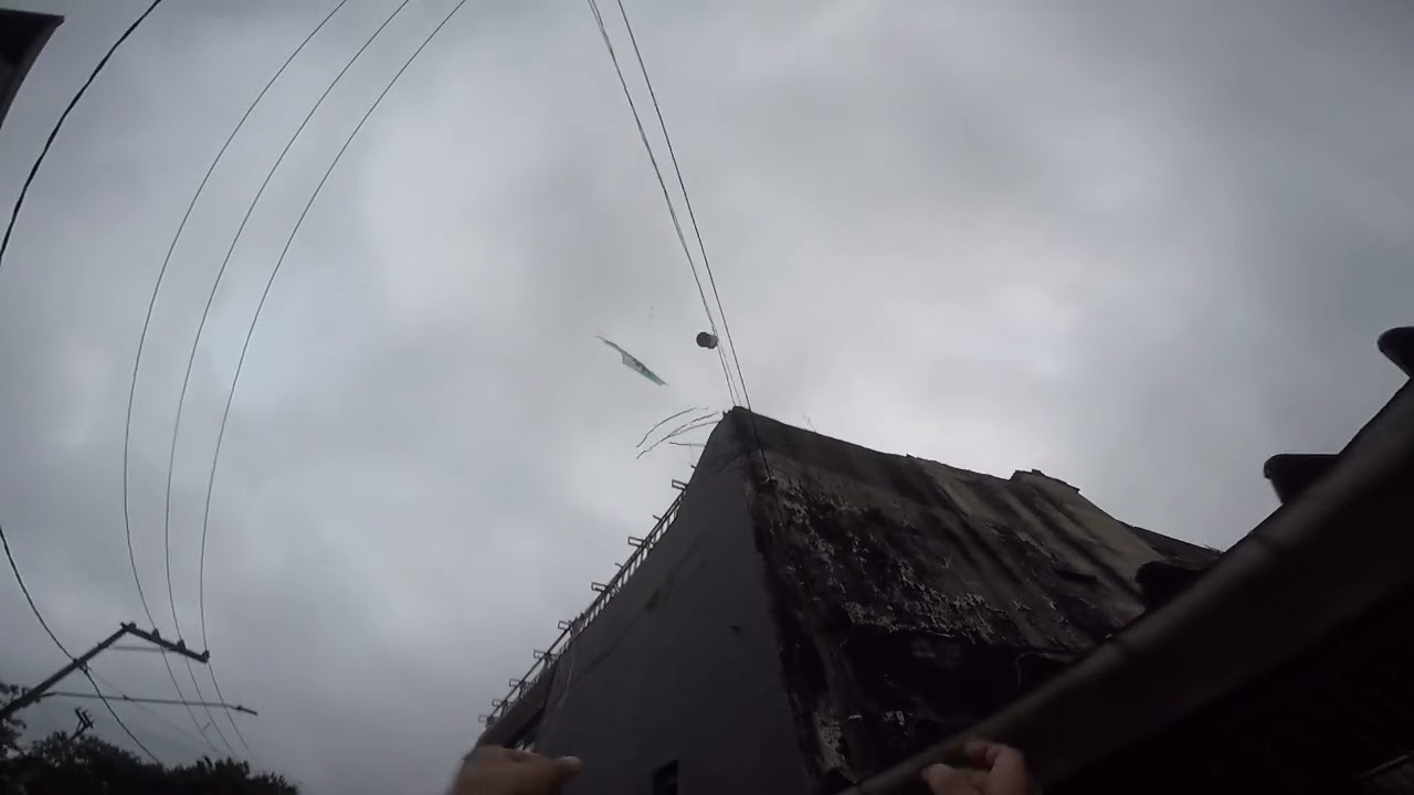 peguei o pipao preto no paraíso do terreno, levei um tombo na chepa, peguei o pipa sozinho na rua..