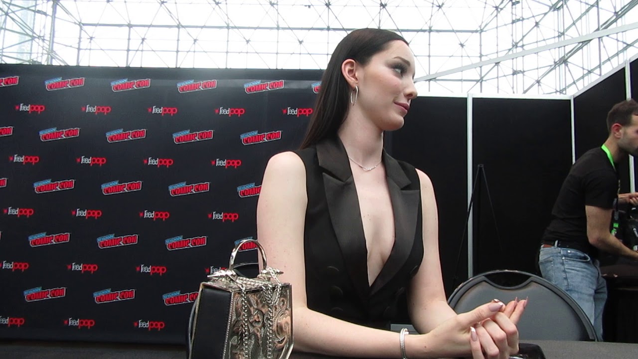 Emma Dumont (Lorna/Polaris) - The Gifted at NYCC 2018