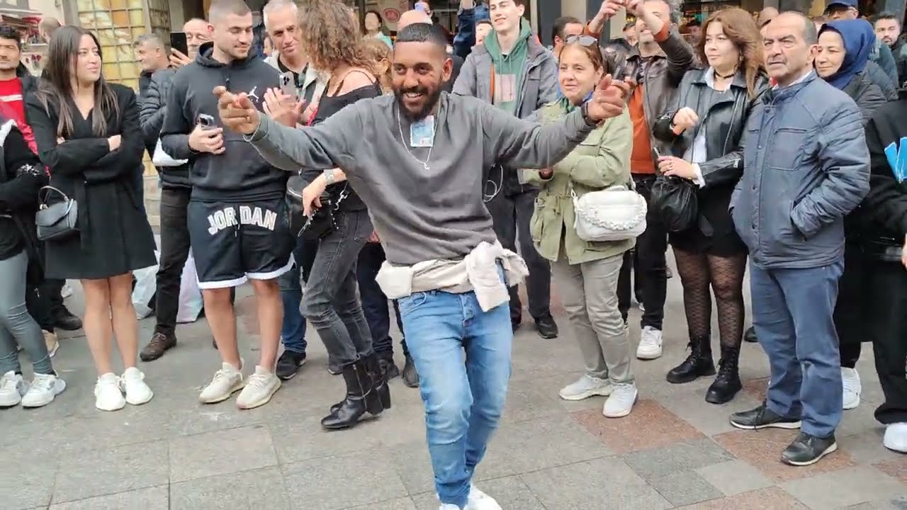 Seçim Öncesi Kadıköy'de Bayram