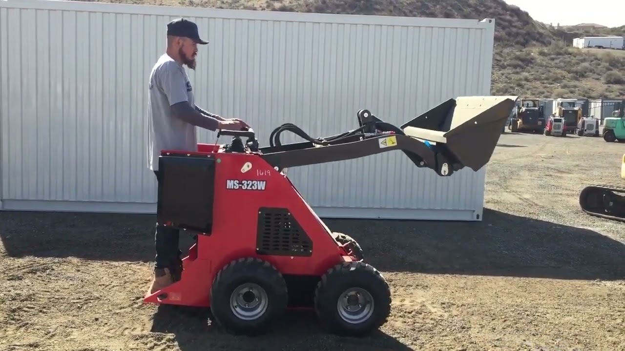 2024 UNUSED 2024 323W COMPACT UTILITY LOADER, 16600