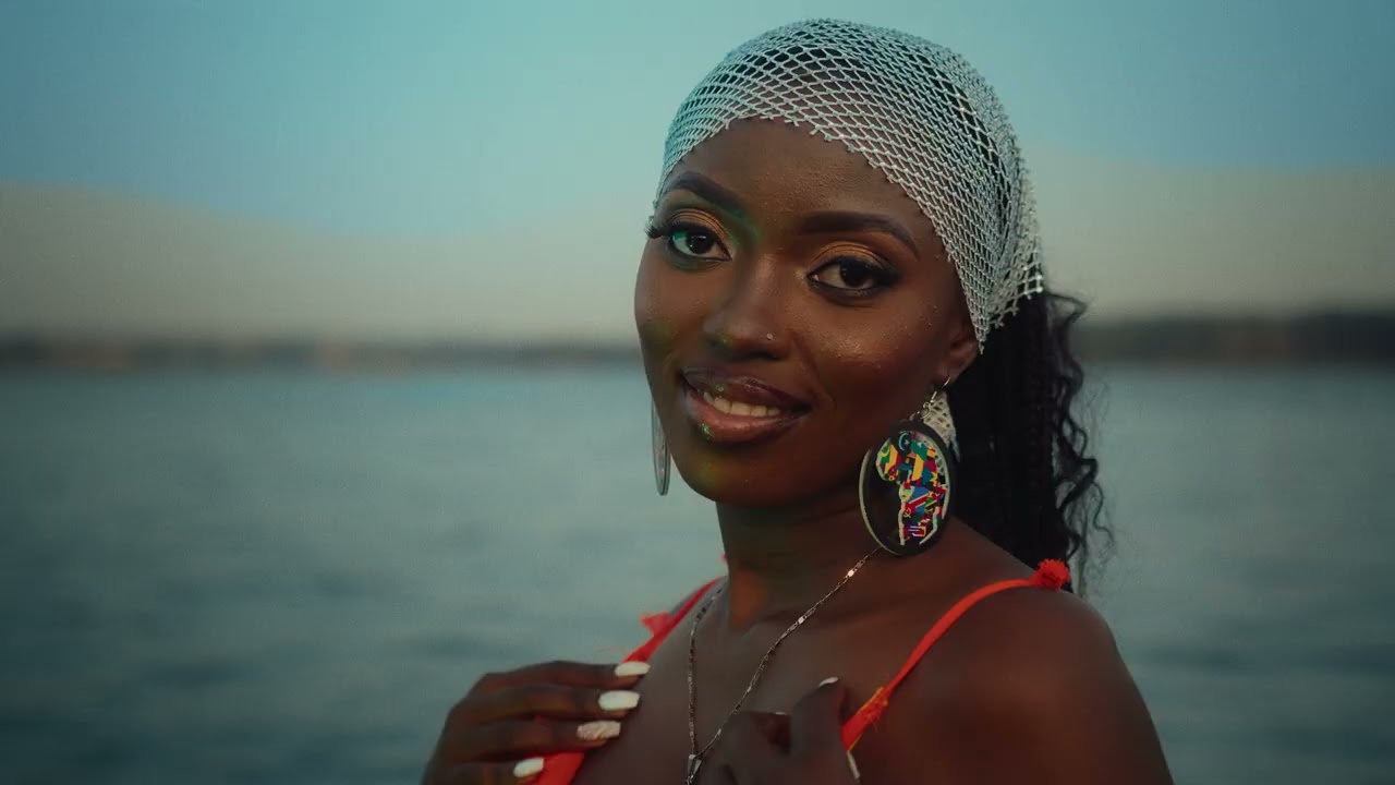 Shacky Rhymes - Bad Girl (Official Music Video)