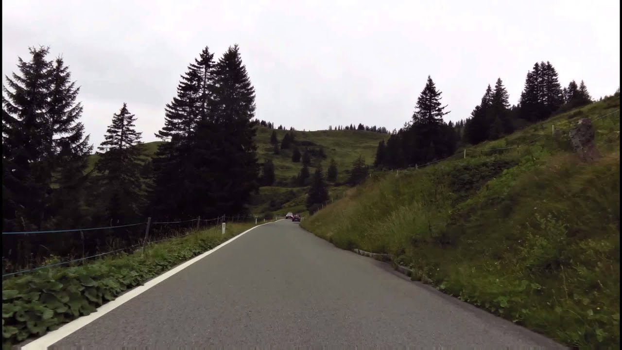 Furkajoch van Damüls naar Innerlaterns Honda Varadero XL 1000 (2015)