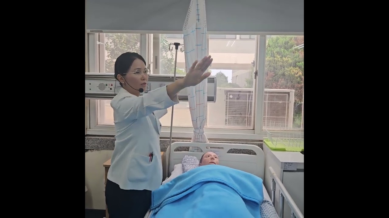 2025년 유치도뇨(Foley catheterization_(여자) 학습도움자료-자막있음(설정에서 한국어 자막추가바람) 