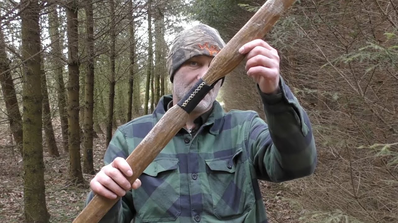 Shooting the fire hardened primitive style bow - review and build in silence - Selfbow