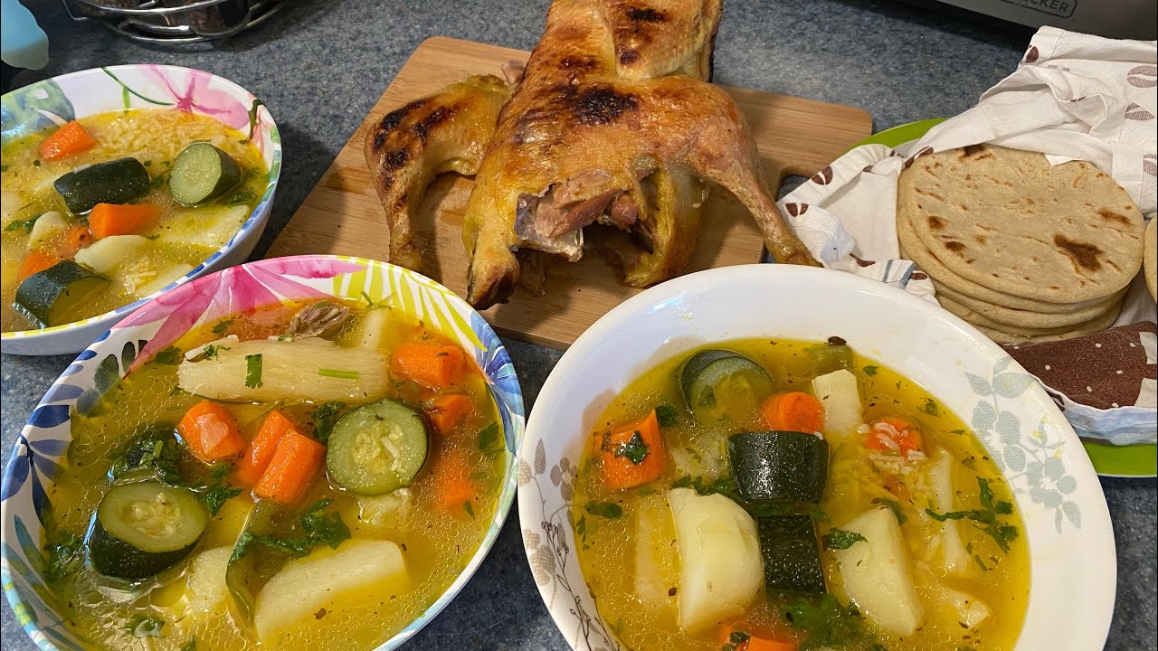 Sopa de gallina Salvadoreña paso a paso