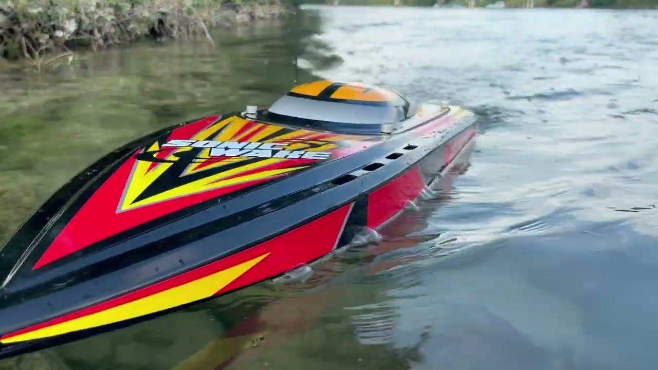 NEW PROBOAT SONICWAKE V2