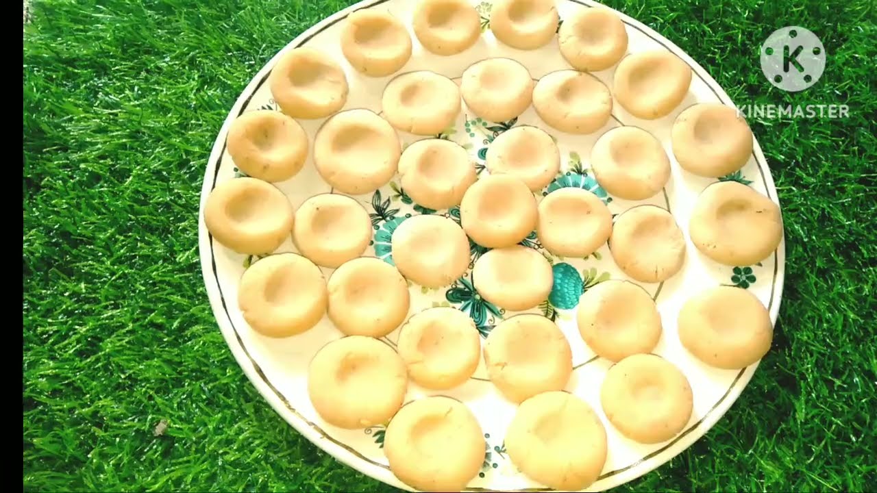 আটা ও দুধ দিয়ে দারুন স্বাদের একটা রেসিপি বানিয়ে আপনাদেরকে দেখাবো। #Aata #dudh #misty