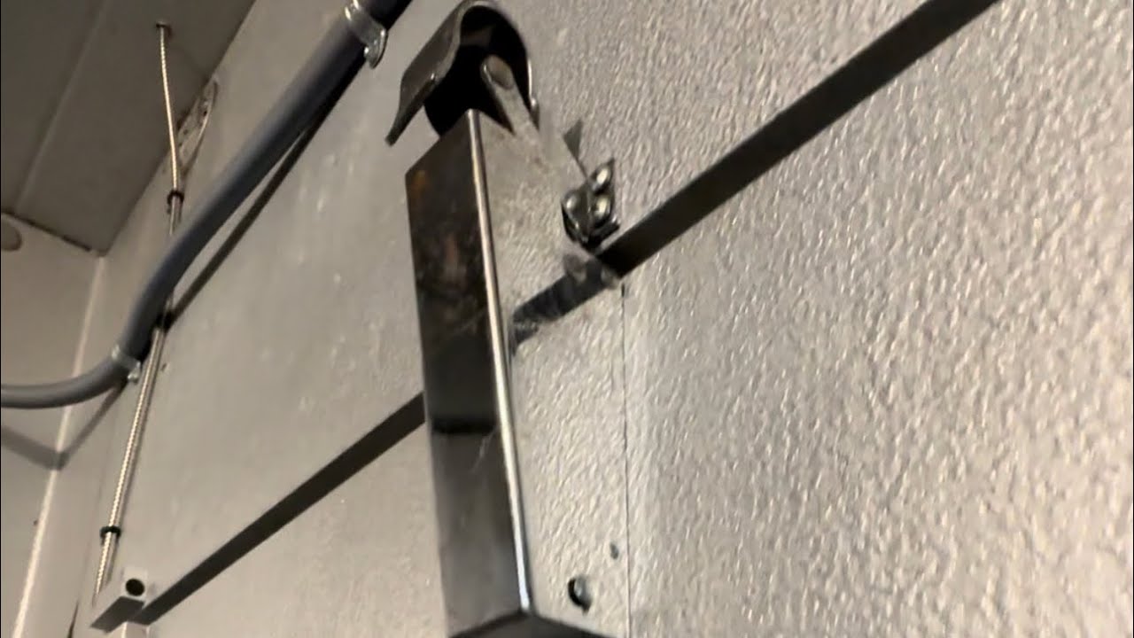 How to fix your walk in cooler door