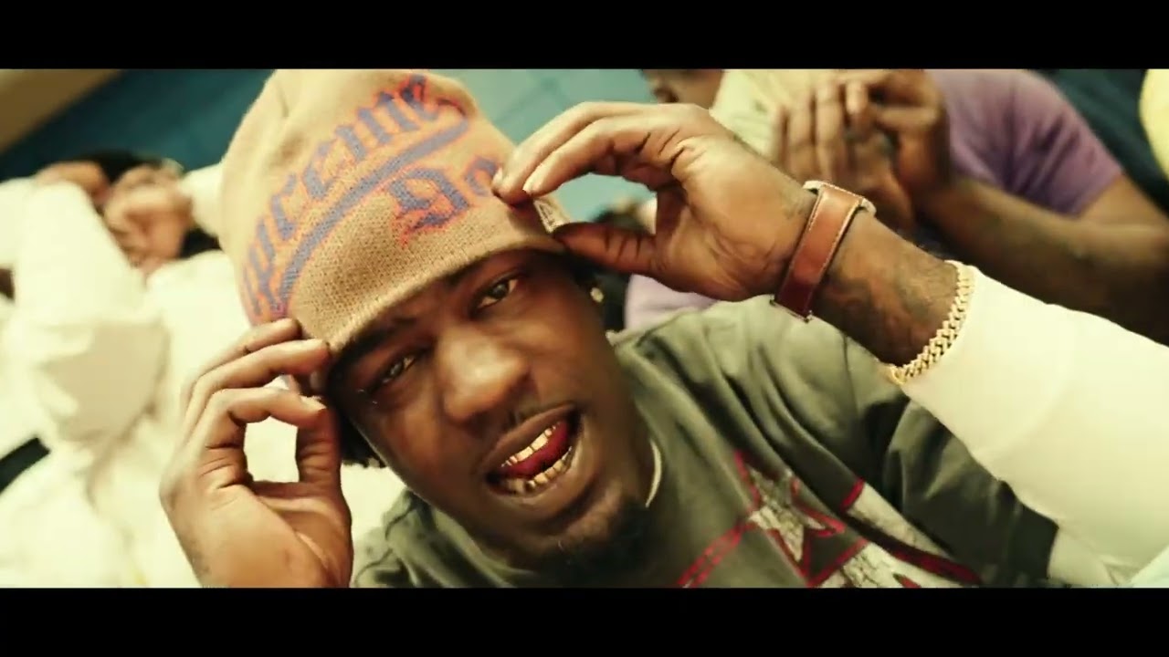 Nickoe - Get Off (Official Video)