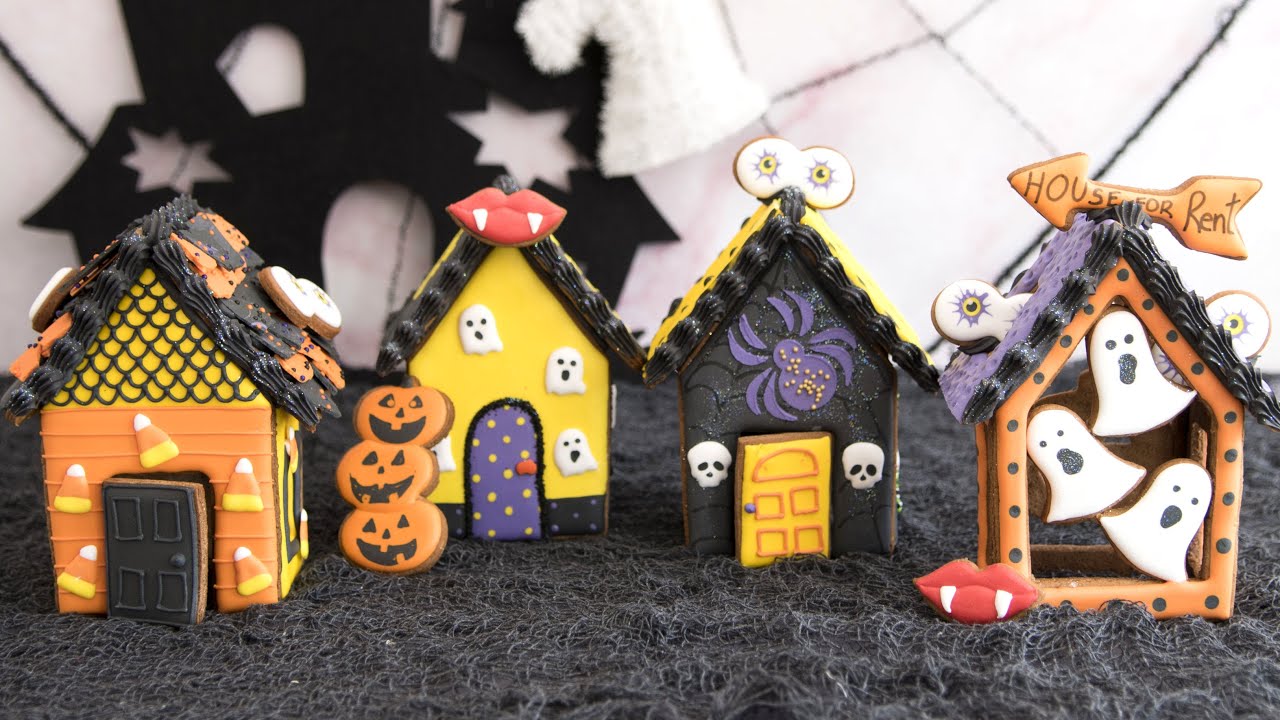 HALLOWEEN GINGERBREAD HOUSE VILLAGE |compilation|