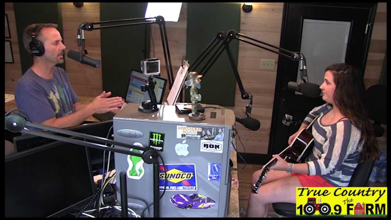 Lindsay Russell   The Farm Radio