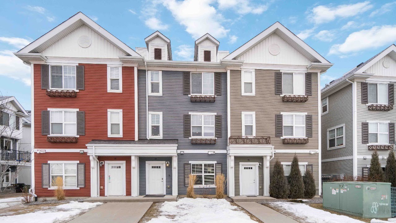 2803 James Mowatt Trail SW, Edmonton, AB [Realtor]