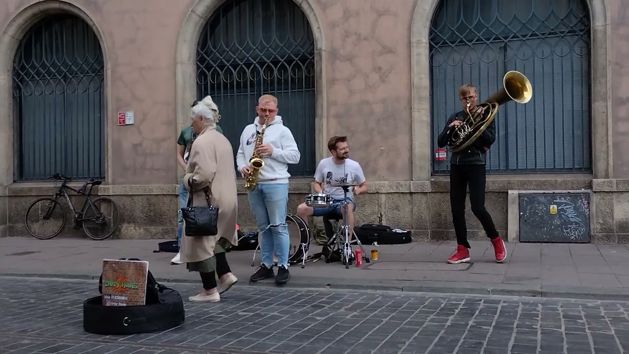 Dirty Horns - street music in Kraków
