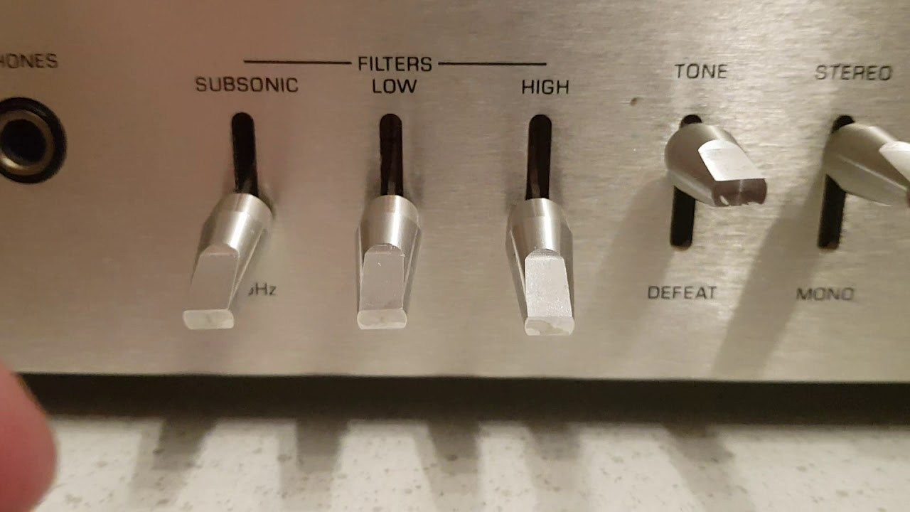 Rotel RA-812