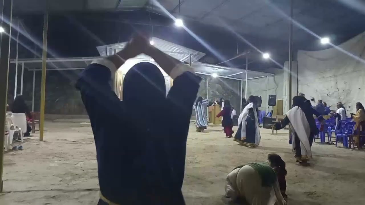 Noche de Santa Vigilia  🌹 🎹🎤  ✅Aeminpu - Perú