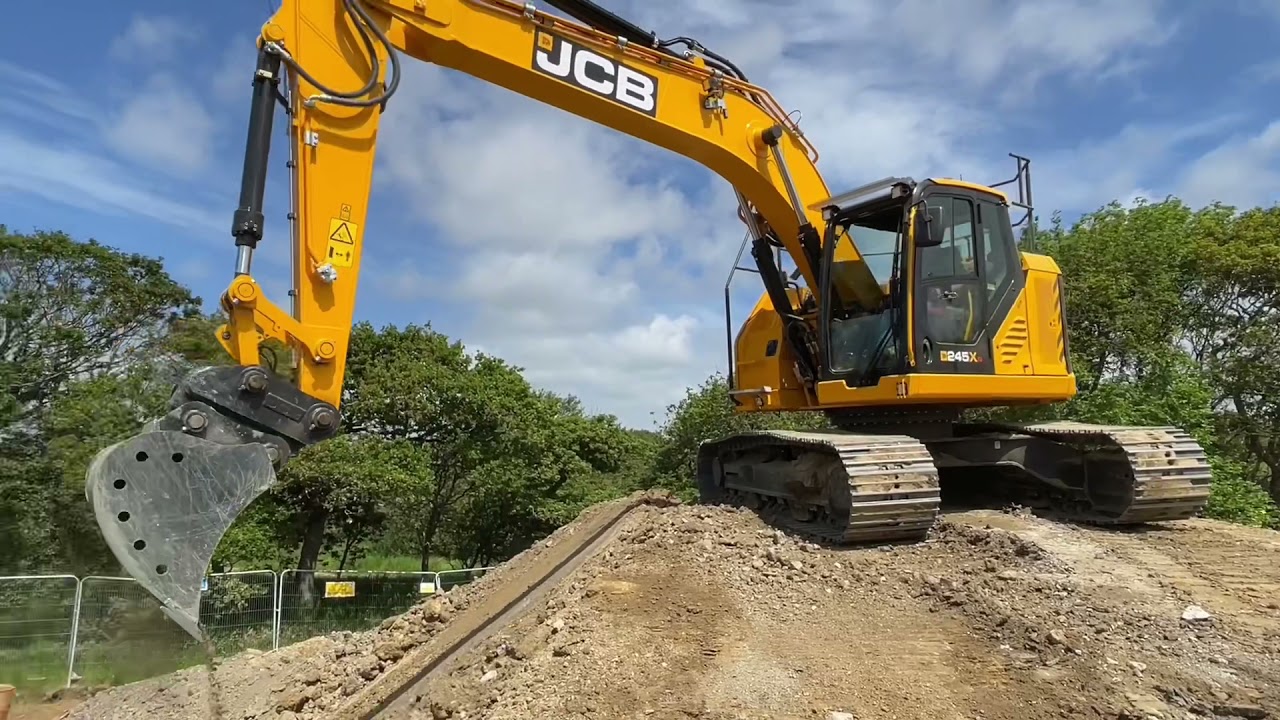 The New JCB 245XR on Demonstration