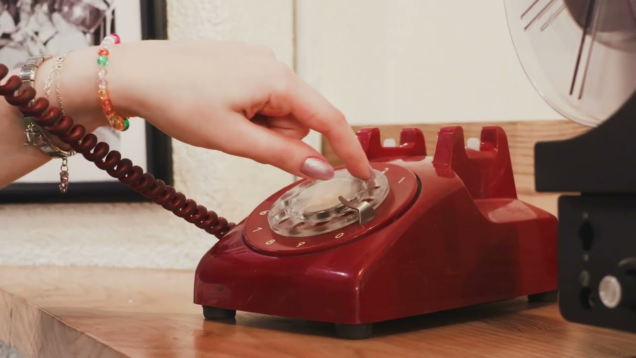 Retro Dial Phone Calling
