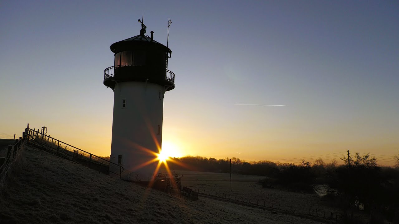 Cuxhaven Altenbruch❄️ Wintermorgen an der Nordsee |  Schiffe tauchen aus dem Nebel auf 🌫️