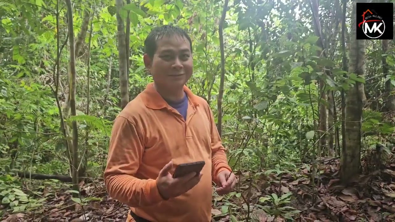 MERESA LALU NGECAT TEMUDA BA ULU SEPATUNG