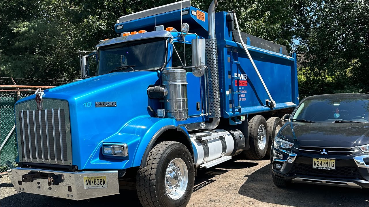 Day in the life of a dump truck driver!!!!