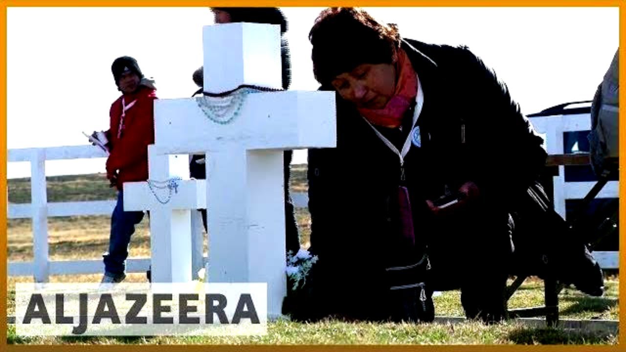 🇦🇷  Families visit fallen soldiers' graves in Falkland Islands | Al Jazeera English