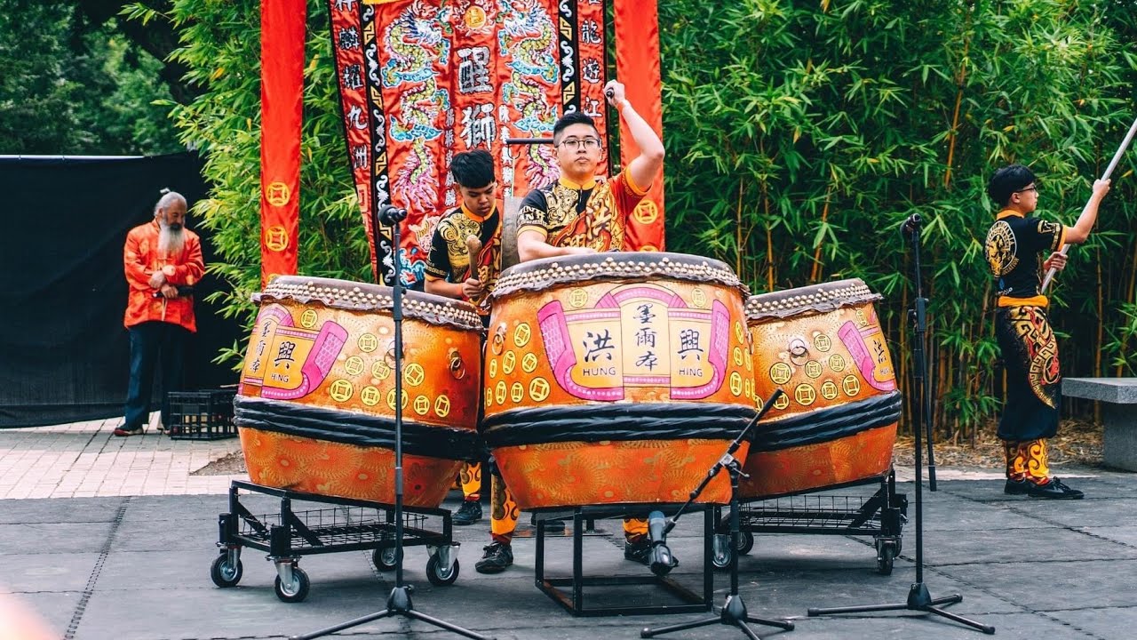 3 Drum Show At Bendigo Easter Festival 2023 | Hung Hing Lion Dance