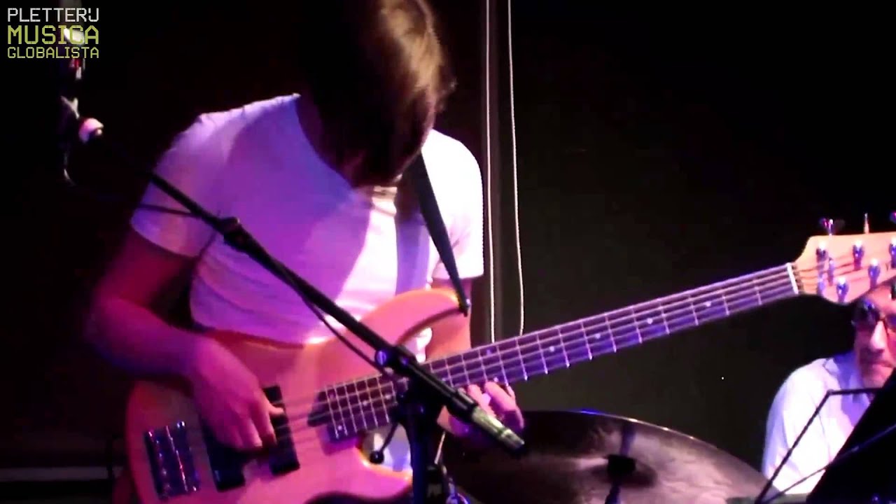 Chris Hinze New Combination, 