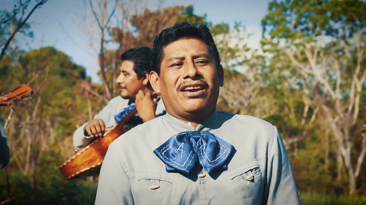 Mariachi Nuevo Amanecer - Rostro Divino