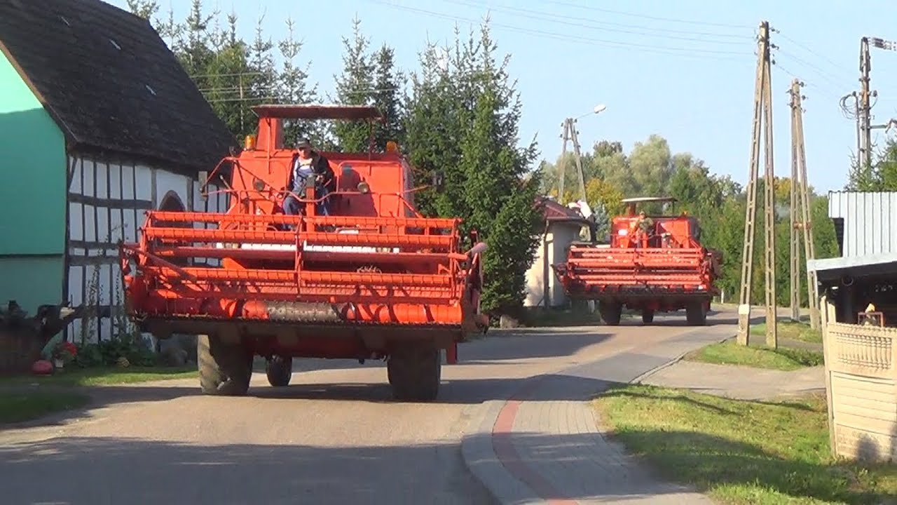 Przejazd kombajn&oacute;w Bizon Tunezyjczyk Z057 i Super z 1988 roku