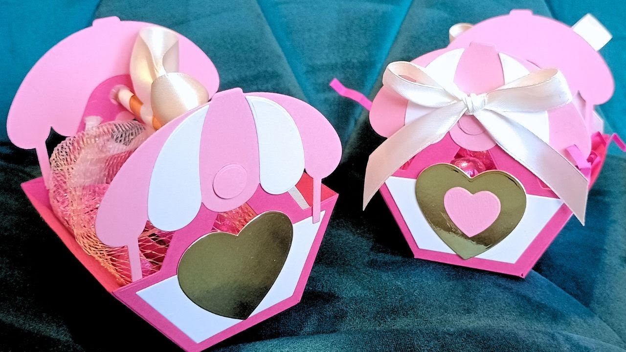 Mini Valentine Baskets | These are adorable!!!