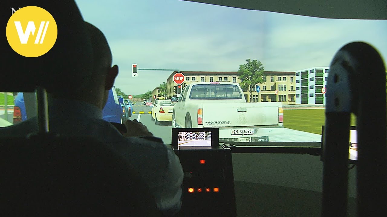 Polizeitraining: Blaulichtfahrt im Fahrsimulator