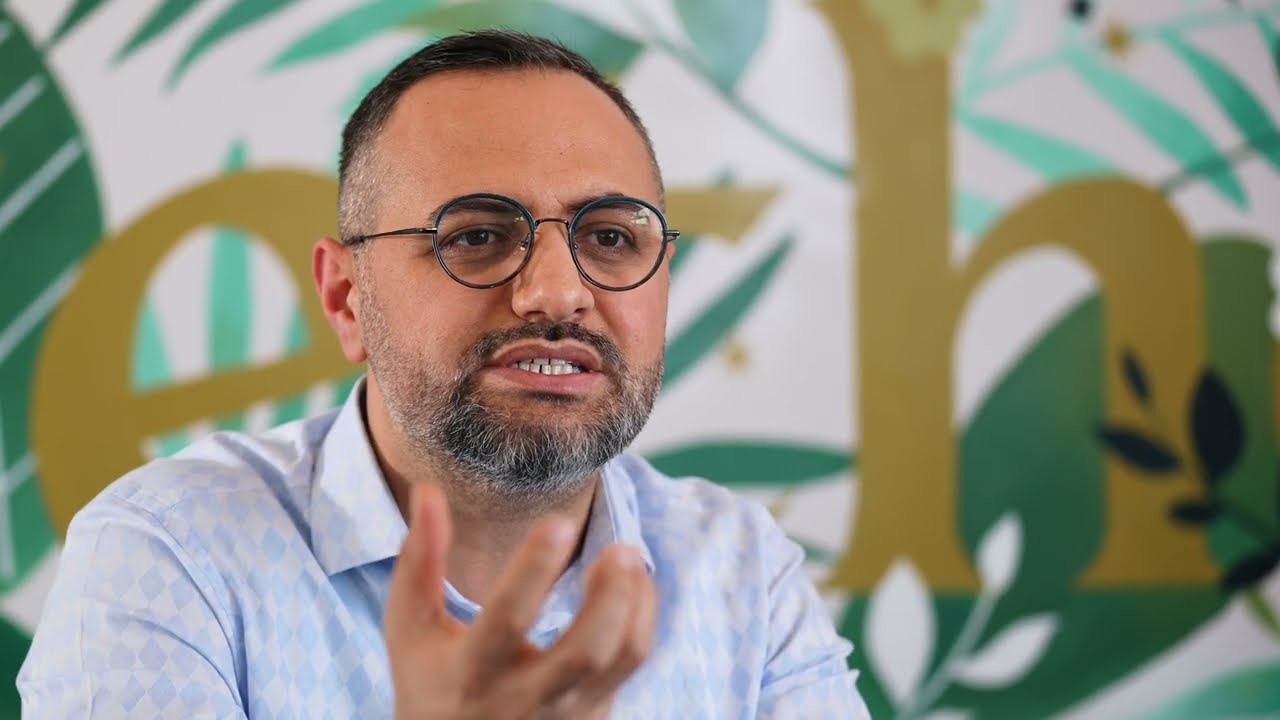 Liderlikte Karizma ve İkna - Dr. Kamil BAYAR