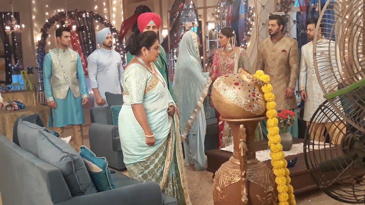 behind seen on set location chhoti sardarni