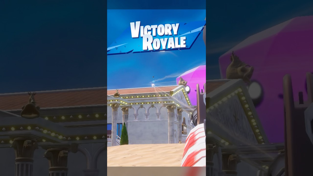 Alittle sneaky victory royal 😸 
