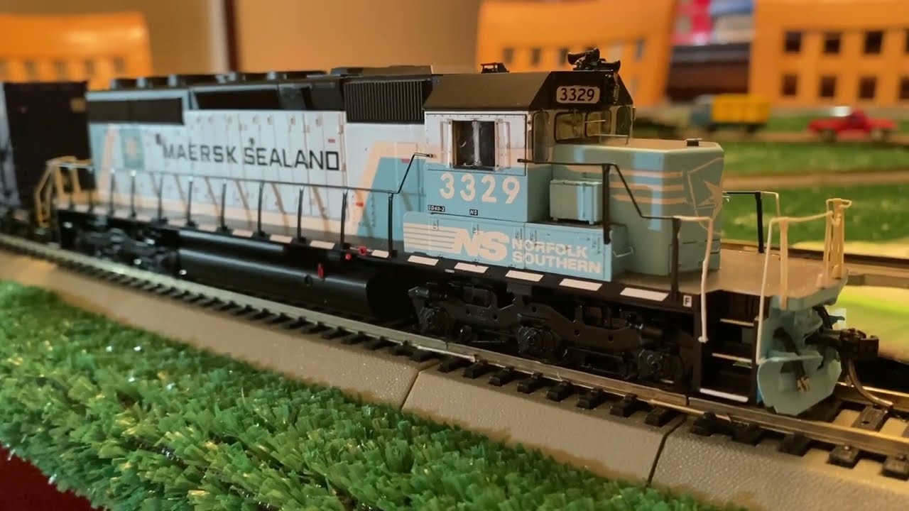 ESU Loksound 5 DCC and Sound Demo: Second Generation Horn Pack 1 (Athearn RTR SD40-2 Used for Demo)