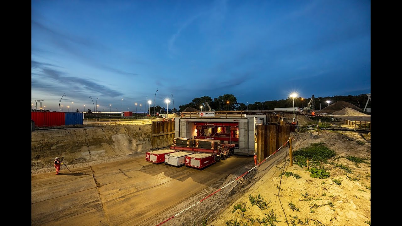 Inrijden tunnel onder A2 N2 Eindhoven   Timelapse   Strukton