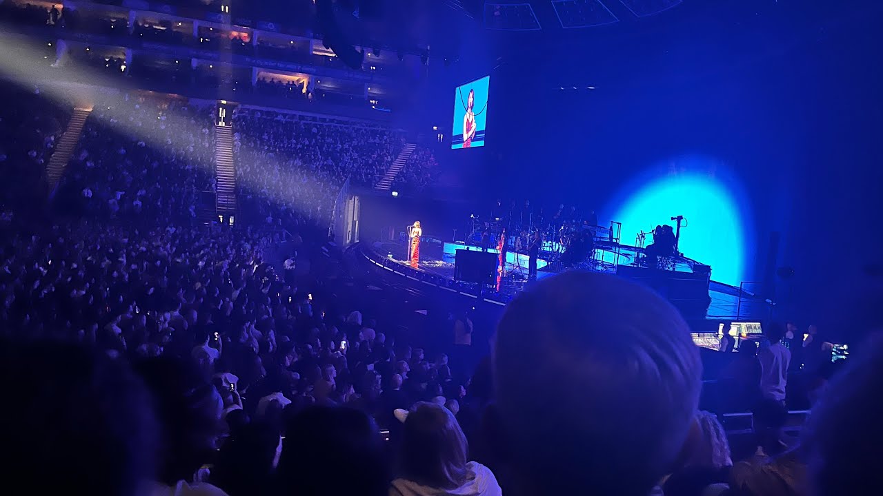 Raye the Raye Rave segment of her tour from London night one 26/02/2026