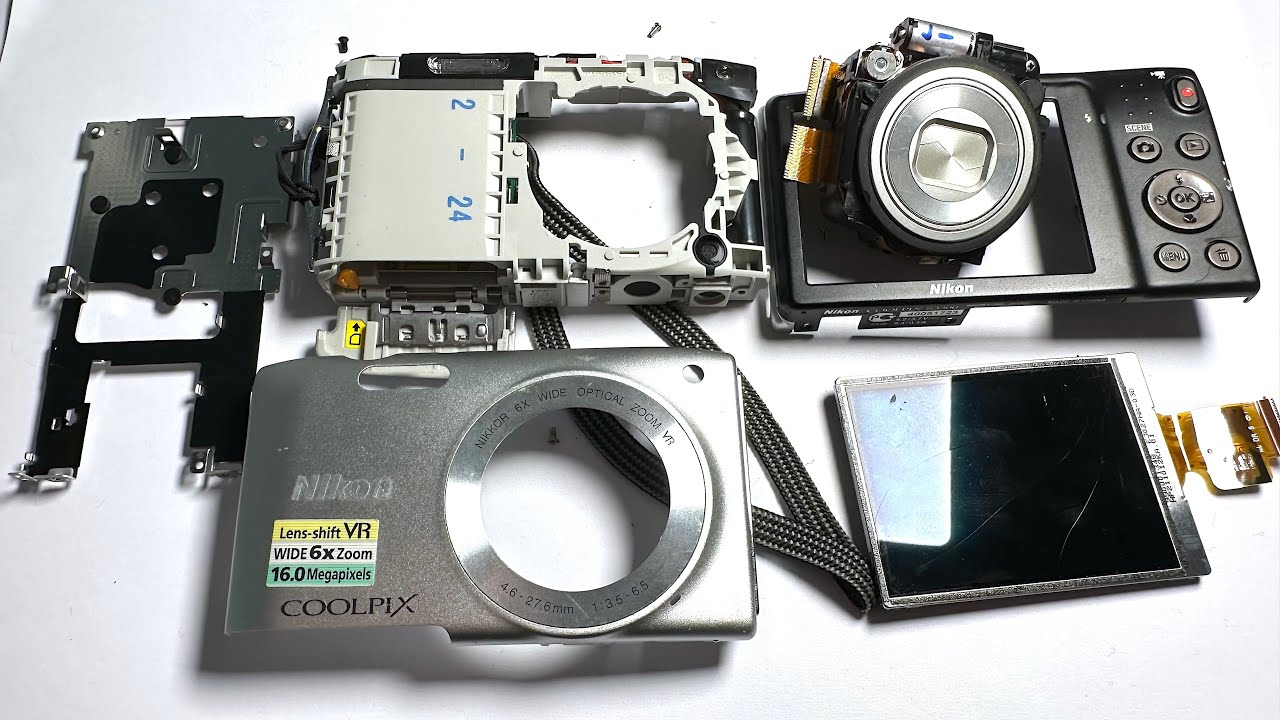 Nikon Coolpix S3300 assembled