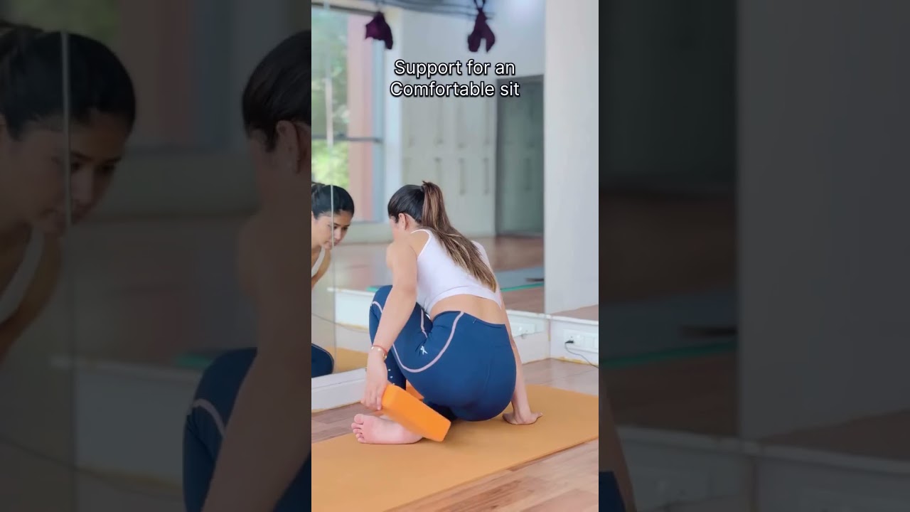 How to use yoga blocks ! 🧘‍♀️ . . . . 