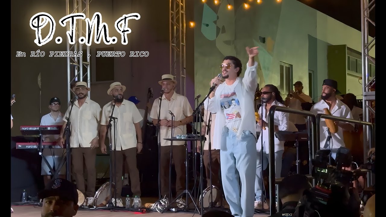 Bad Bunny en VIVO DeB&Iacute; TiRAR M&aacute;S FOToS 2025 - En R&Iacute;O PIEDRAS , PUERTO RICO