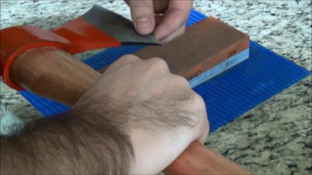 Método simples para afiar um machado ou machadinha